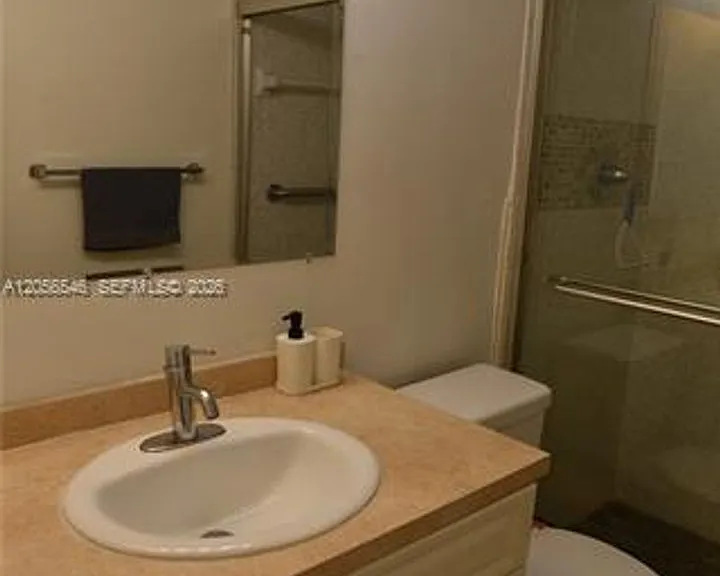 5555 Collins Avenue Cu #8K — Photo 29