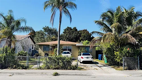 7530 NW 12th Ave #SIDE Photo 1