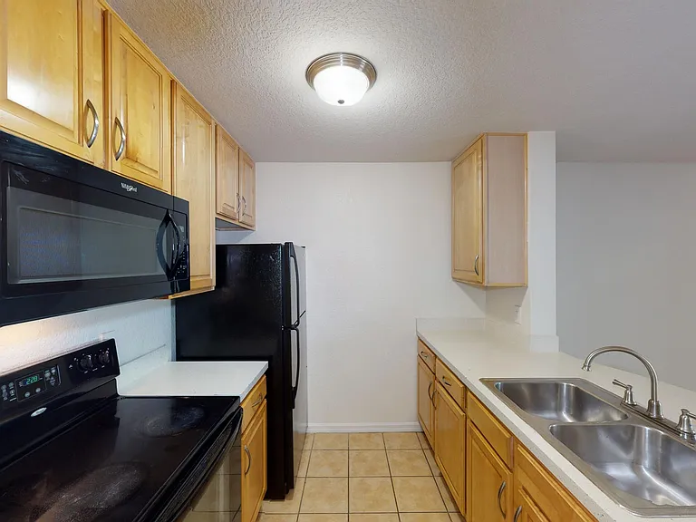 The Breyley Apartments — Photo 80