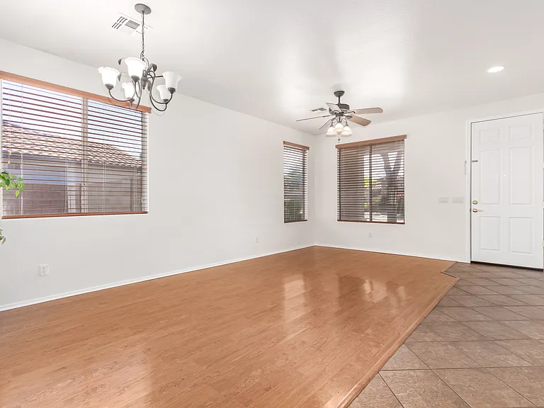 4384 E Cherry Hills Dr — Photo 14
