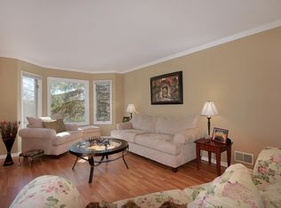 13 Trade Winds Dr, Randolph, NJ 07869