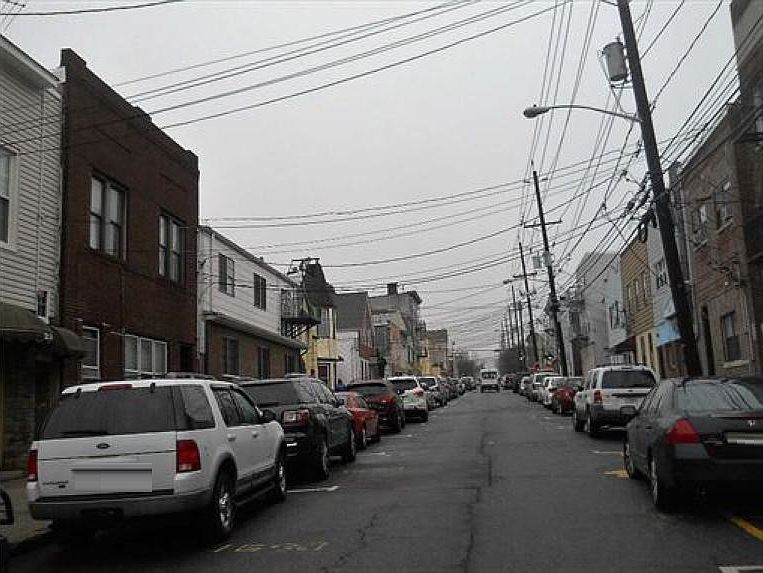2nd image of 221 70th St