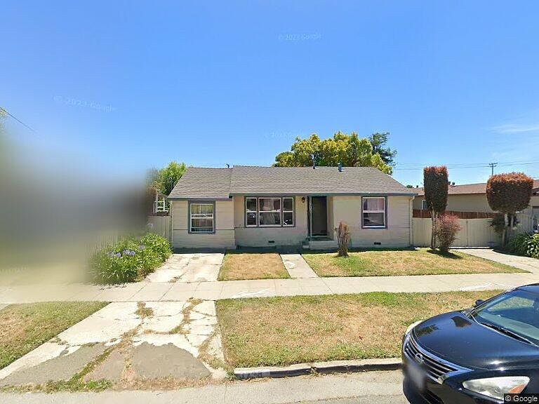 1st image of 3738 Center Ave