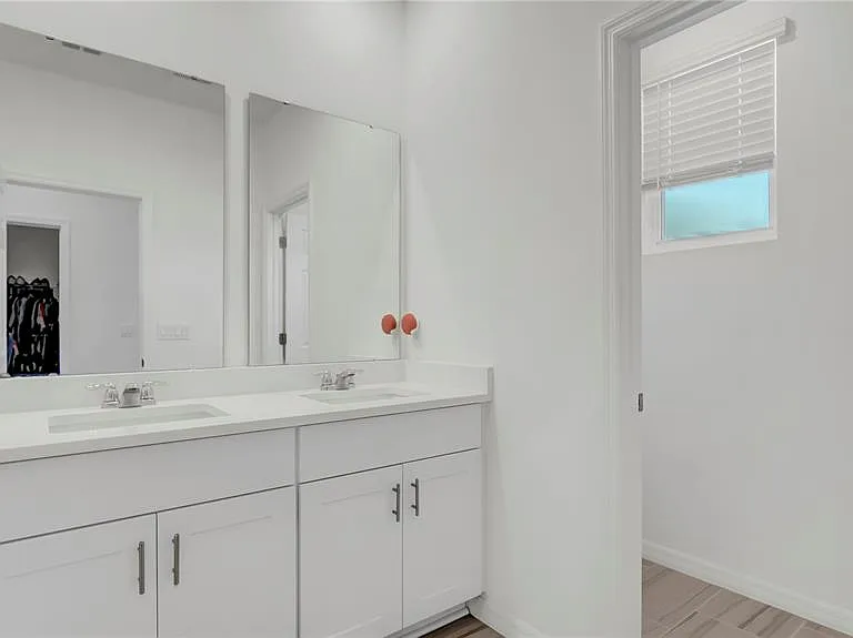 4704 Homestead Trl — Photo 26