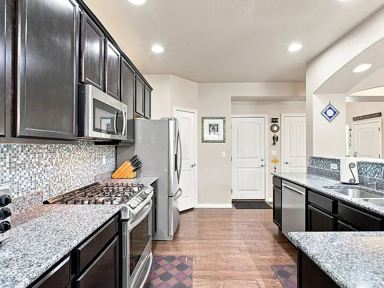 509 Wrangell Ln — Photo 15