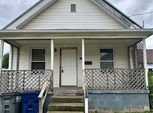 1041 Whittier St, Toledo, OH 43609