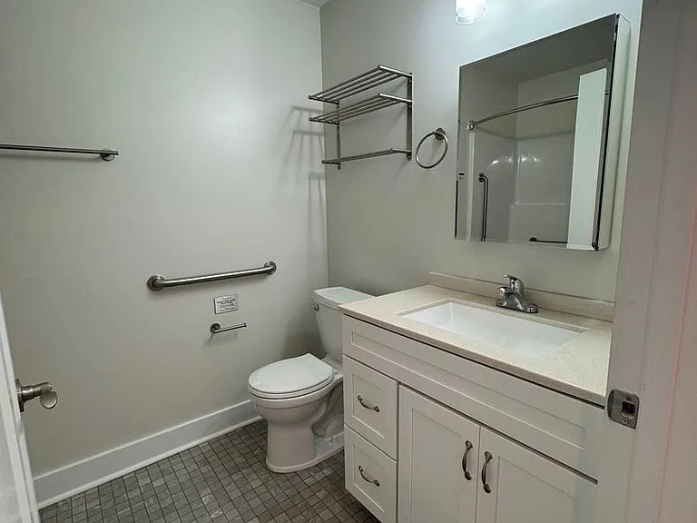 503 Pecan Tree Ln — Photo 13