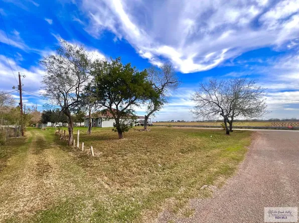 302 Dr Maria A Ovalle Ave, Santa Rosa, TX 78593