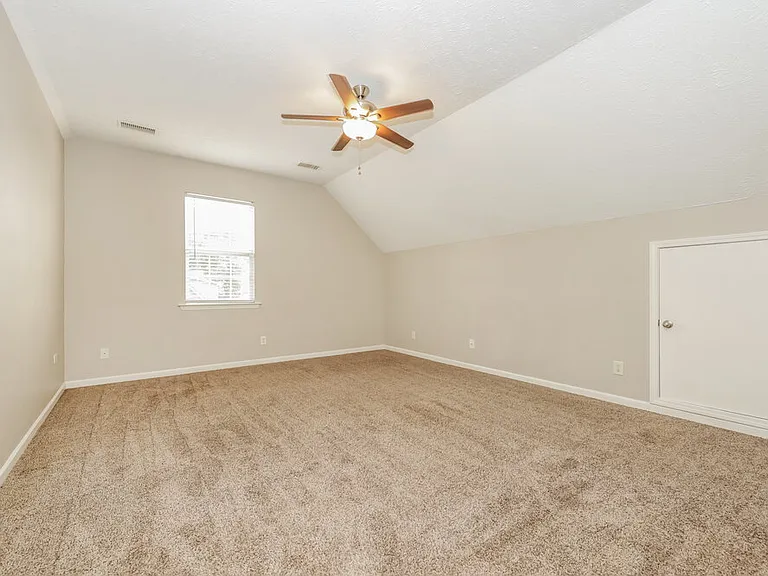 4412 Sandpiper Ln — Photo 9