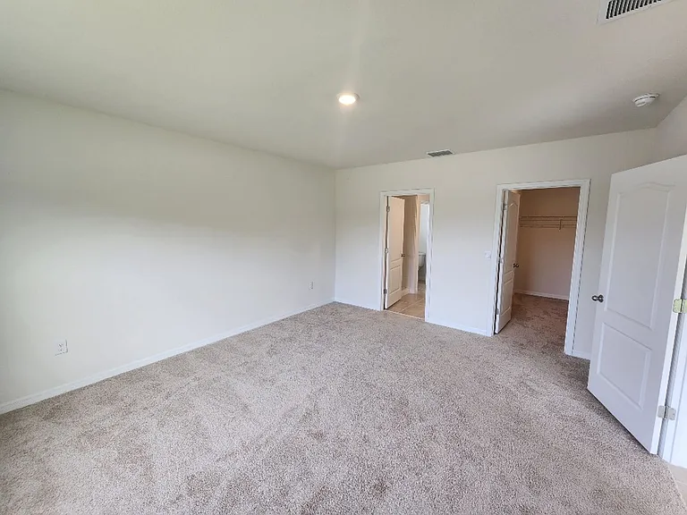 362 Caryota Ct — Photo 5