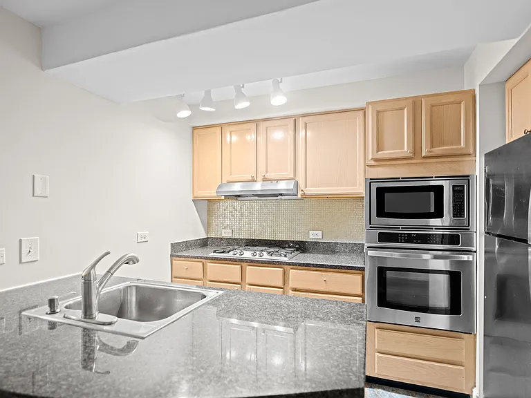 1759 T St NW #G — Photo 14