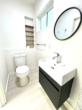 6 F St #A — Photo 5