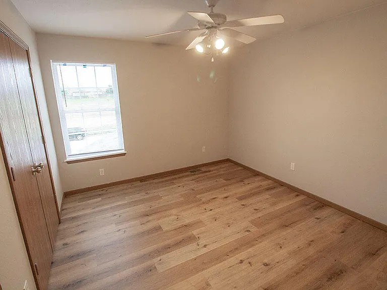 1516 Citadel Dr — Photo 26