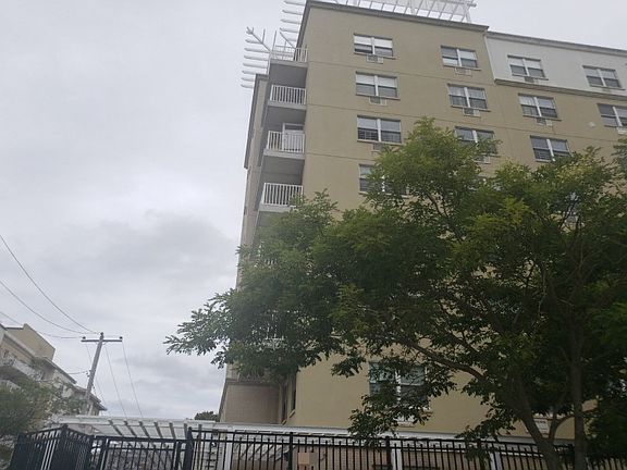 3rd image of 79-14 Rockaway Beach Blvd #8E