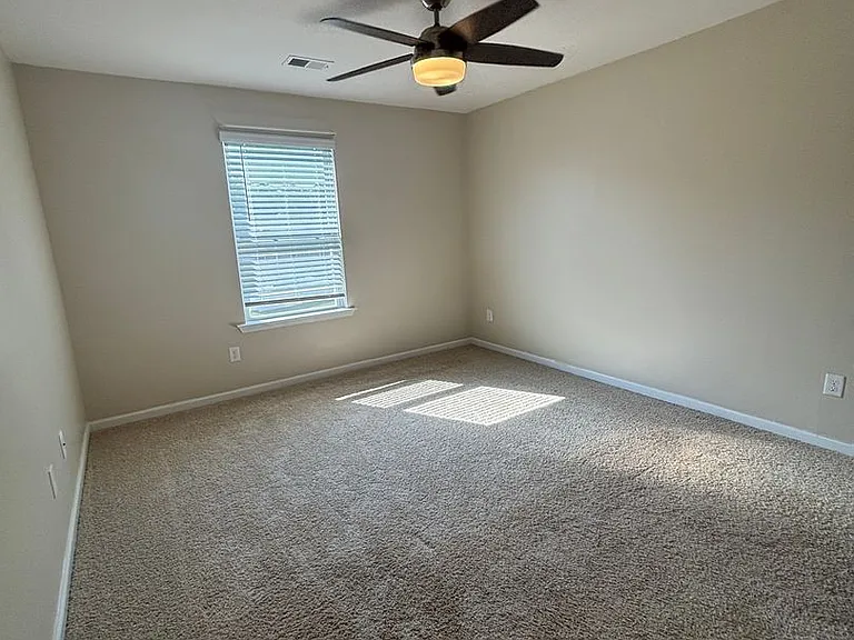 1210 N Norwhich Ln — Photo 16