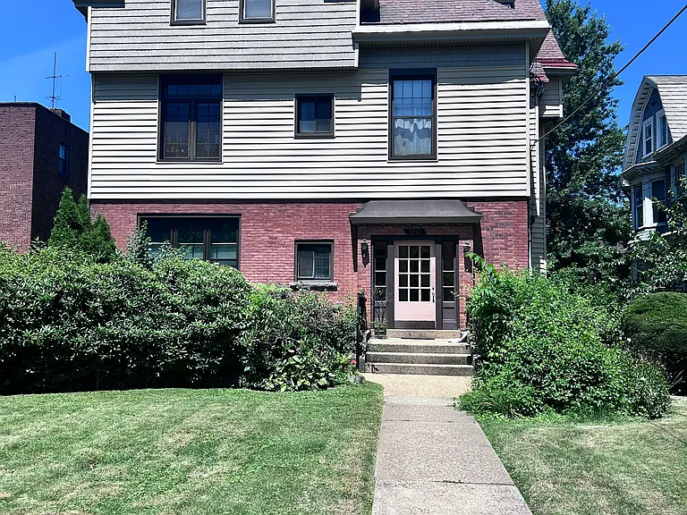 5917 Walnut St #8 — Photo 1