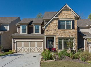 1400 Roswell Manor Cir, Roswell, GA 30076