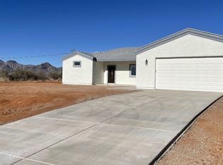 102 Avenida Pastor, Nogales, AZ 85648