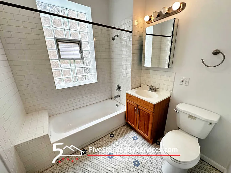 3060 N Haussen Ct #1 — Photo 7