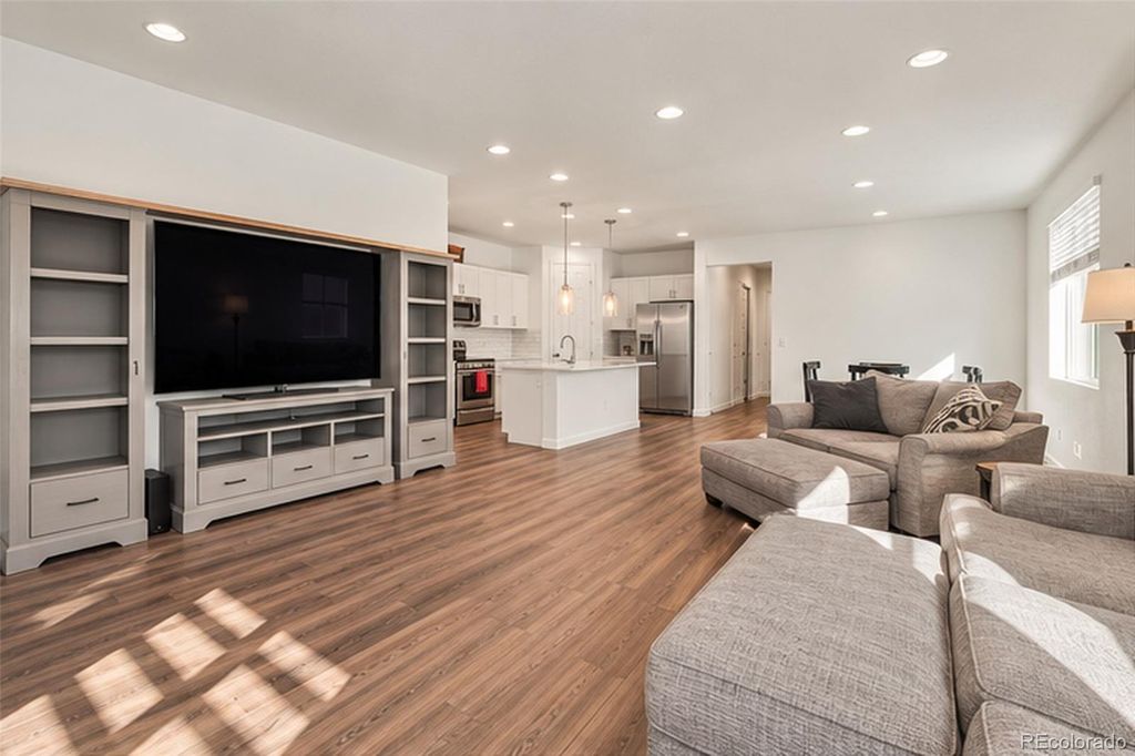 5569 Bay Hill Drive