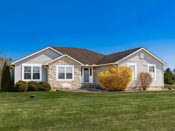 7980 Ashley Rd, Ashley, OH 43003