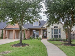 211 Haven Brook Ln, Richmond, TX 77406