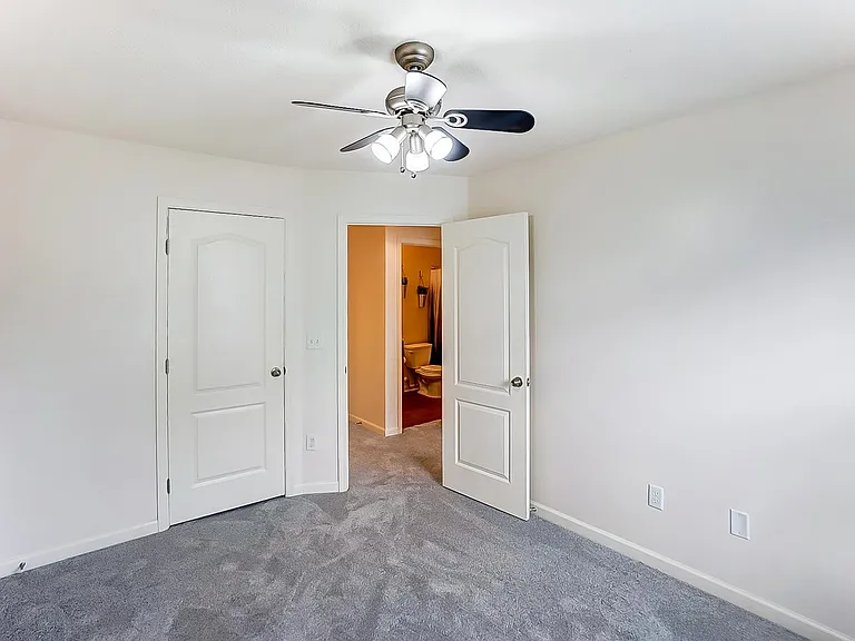 4301 Straight Arrow Rd — Photo 22