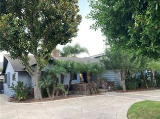 1812 W Riverside Dr, Burbank, CA 91506