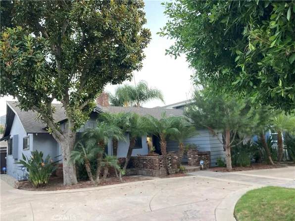 1812 W Riverside Dr, Burbank, CA 91506
