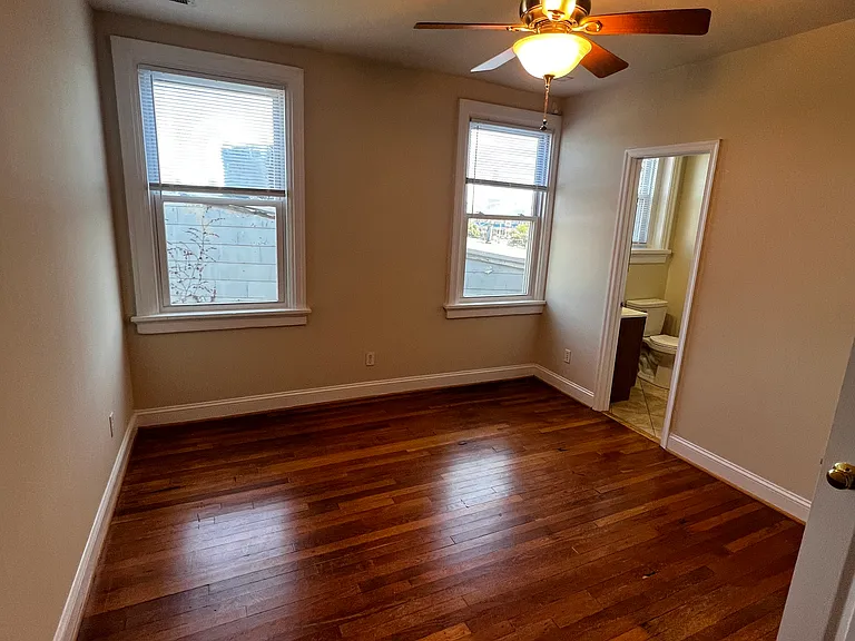 3007 Park Ave #5 — Photo 11