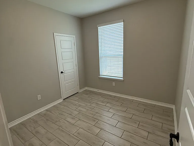 15223 Liberty Sta — Photo 9