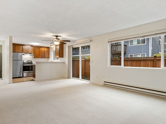 4th image of 19501 76th Ave W APT A2