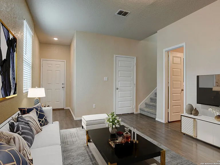 3931 Somers Crst — Photo 5
