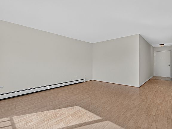 4th image of 1133 S Finley Rd APT 309