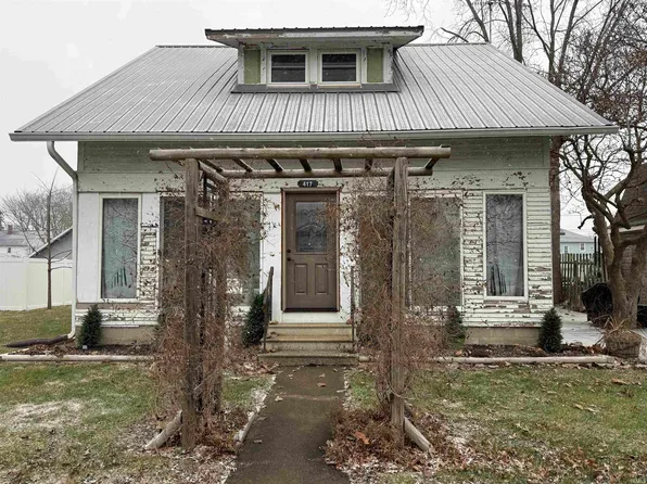 417 Center St, Berne, IN 46711
