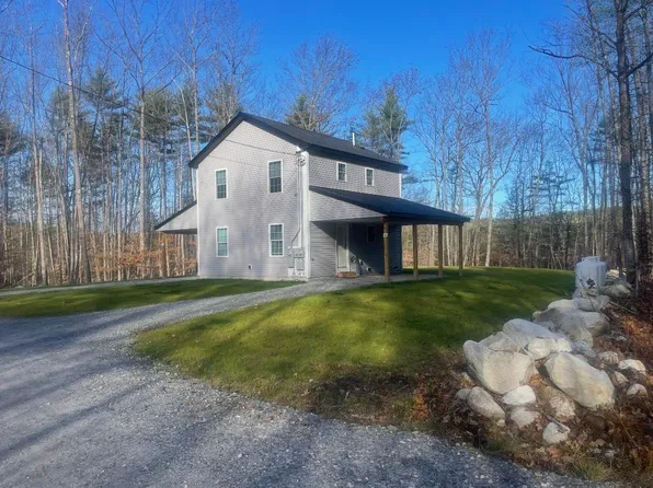 18 Benjamin Way #B, Naples, ME 04055