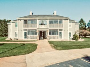 712 W Barrington Cir, Jackson, MI 49203