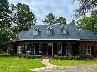 10 Palmerwood Dr, Waynesboro, MS 39367