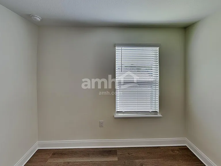 3728 Center Cove Ln — Photo 24