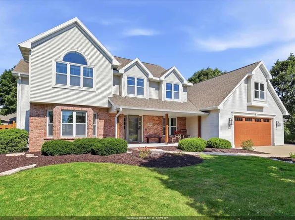 1900 Little Valley Ct, De Pere, WI 54115