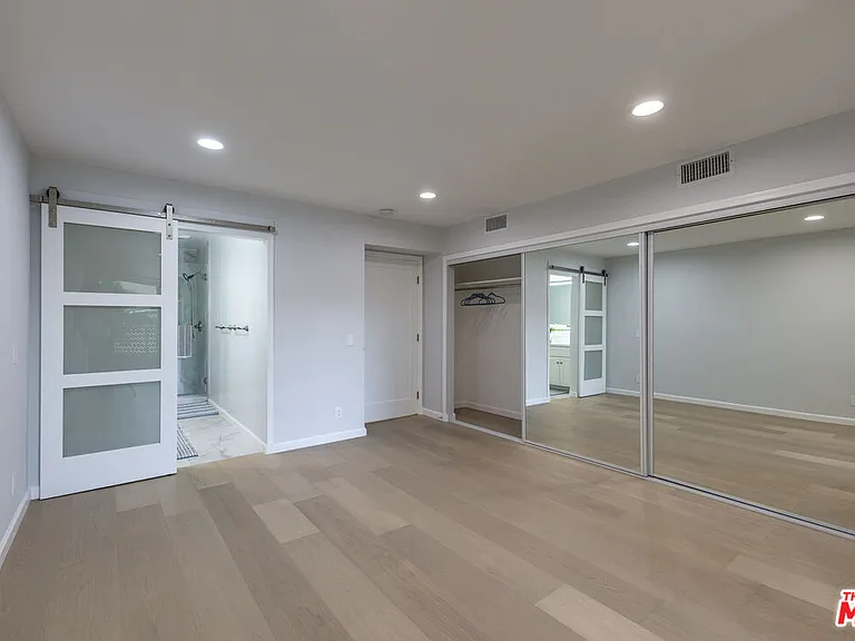 400 N Louise St #204 — Photo 32