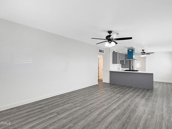 5th image of 2828 W CAMPBELL Avenue