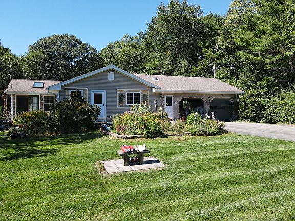 Beautiful park like surroundings