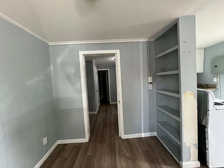 406 8th Ave S #5 — Photo 4