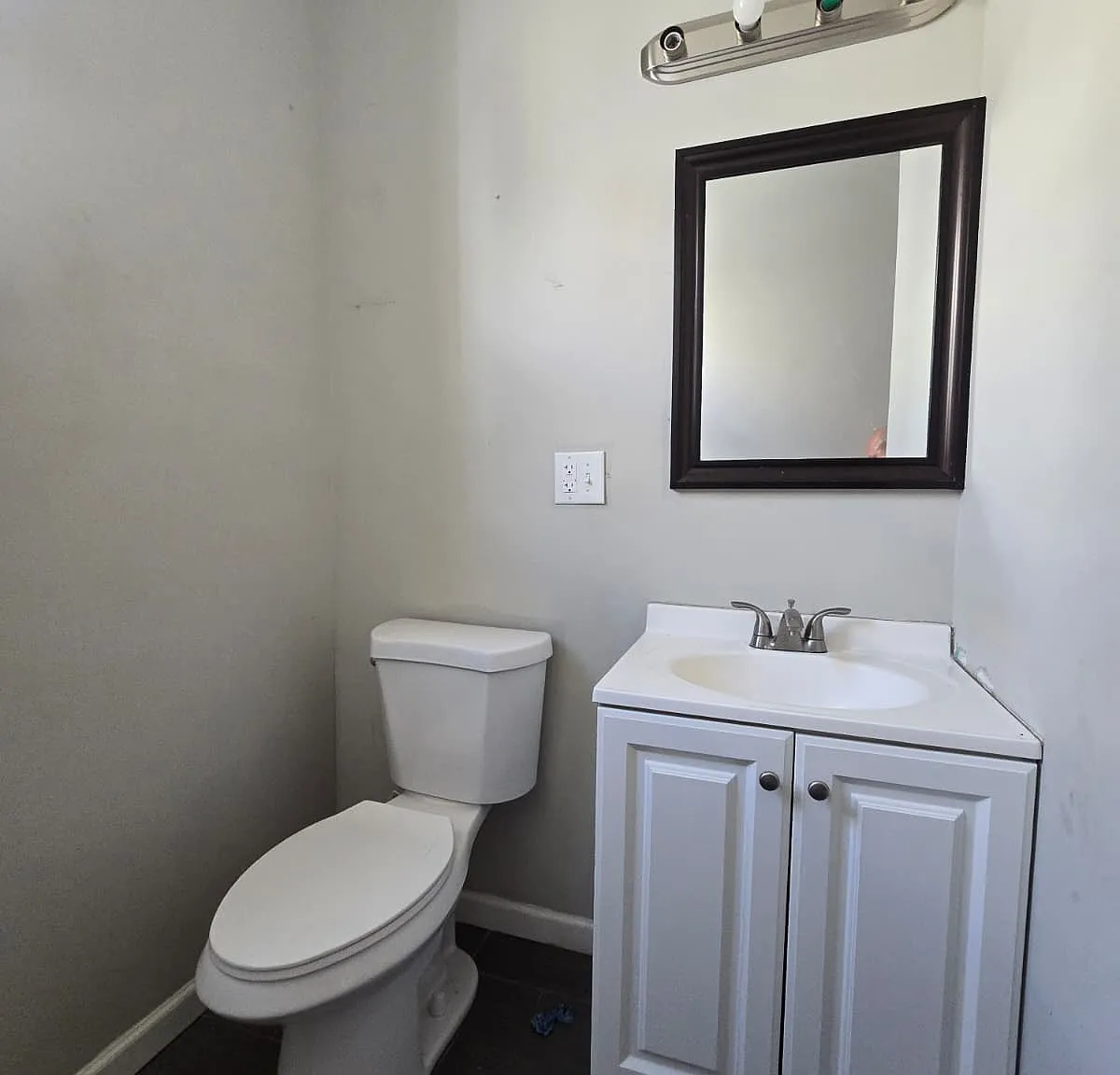 887 Springfield Ave — Photo 4