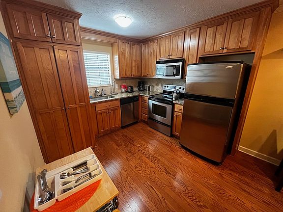 5th image of 315 E Magnolia Ave APT 132
