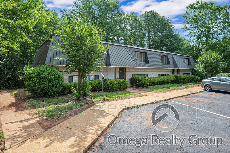 1st image of 1300 Coosa Pines Dr APT I2