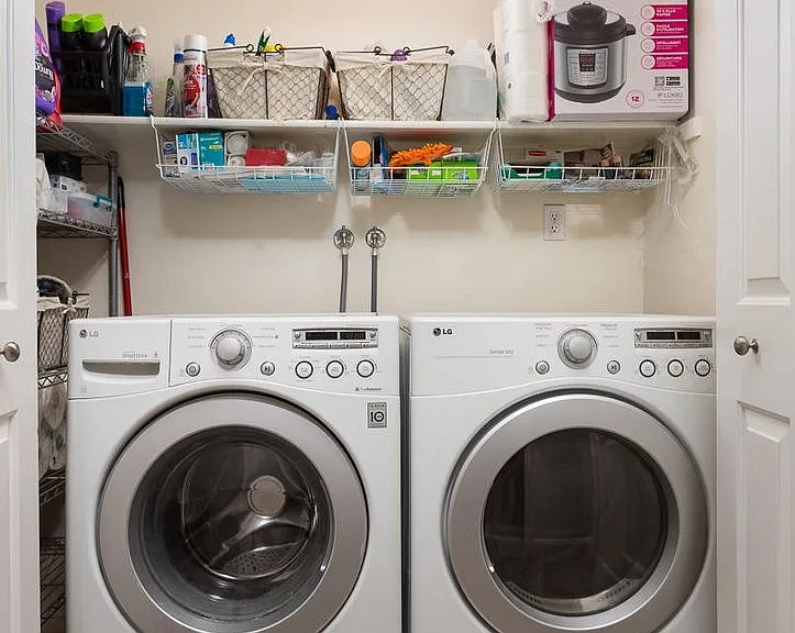 1040 N 1300 W #30 — Photo 17