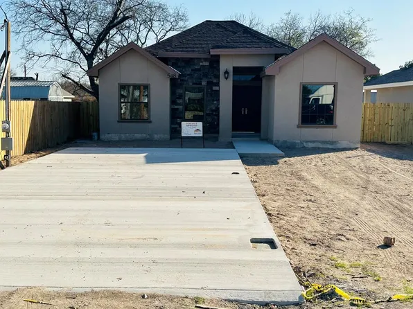 548 N 3rd St, Quemado, TX 78877