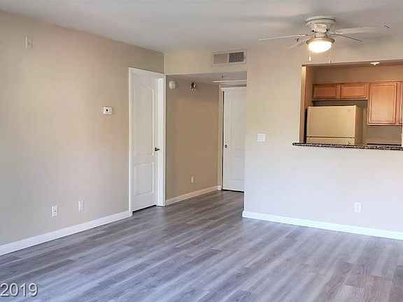 4th image of 2101 Sealion Dr Unit 102